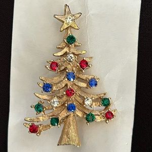 Vintage LJM Christmas Tree Brooch Pin Gold W/Multicolored Rhinestones Signed